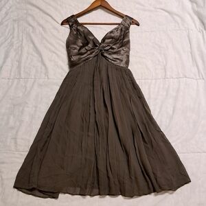 PETER NYGARD Silk Pleated Dress Size 8